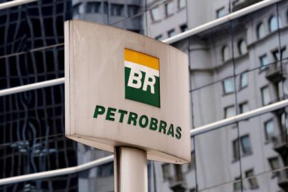 Refinarias pagam 8,9% menos pelo diesel - Petrobrás