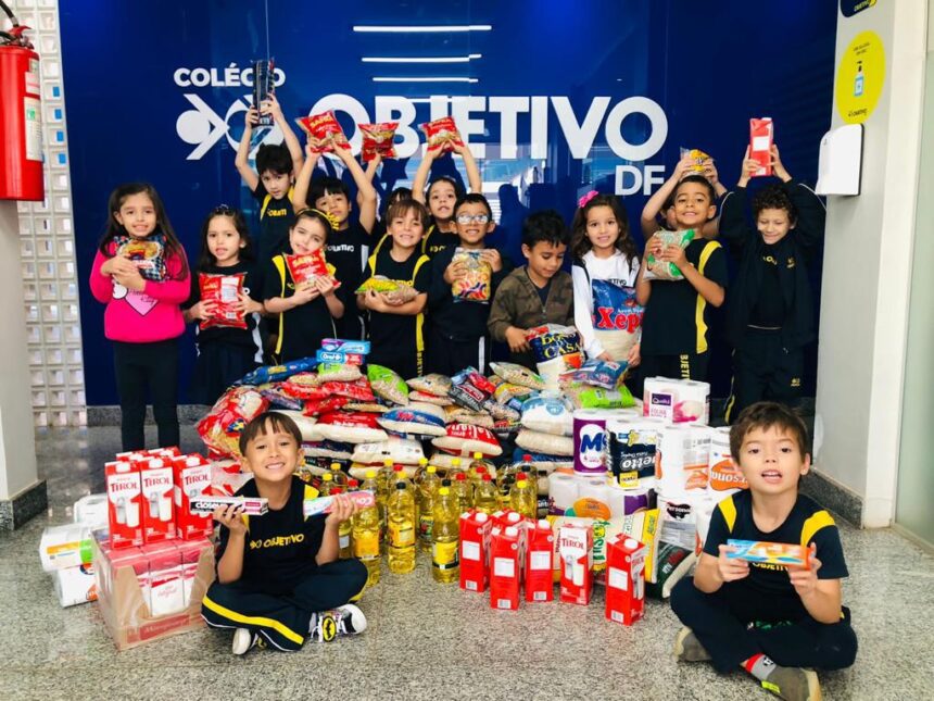Alunos do Colégio Objetivo DF arrecadam mais de 50 toneladas de alimentos e itens de higiene pessoal em Gincana Solidária
