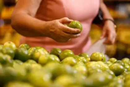 Descubra fruta popular que previne a flacidez e aumenta a imunidade