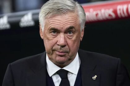 Ancelotti rejeita rumores e afirma ficar no Real Madrid