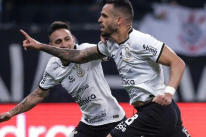 Conduta no esporte: jogadores do Corinthians condenam atitude desrespeitosa.