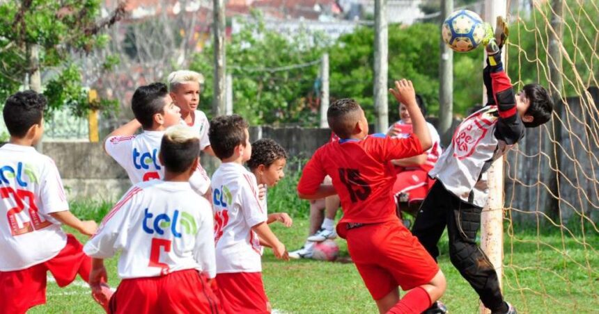 Sucesso nas escolinhas de esportes: ultrapassando a marca de 7 mil alunos