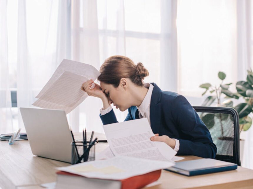 Síndrome de burnout: o impacto devastador nas carreiras das mulheres