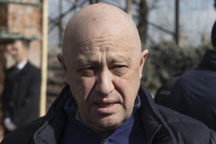 Yevgeny Prigozhin, líder da organização paramilitar Grupo Wagner, faleceu em um acidente de avião ocorrido nesta quarta-feira. A informação foi confirmada pela agência de notícias russa 