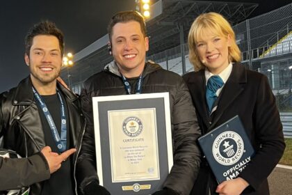 Dupla de ilusionistas brasileiros conquistam mais um Guinness World Record™️ em escape inédito durante programa na TV italiana