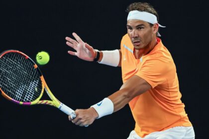 Rafael Nadal anuncia retirada de Indian Wells devido a contusão: 'Não estou preparado'