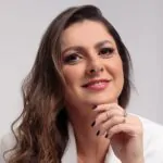 Renata Jornalista Tendo em Vista